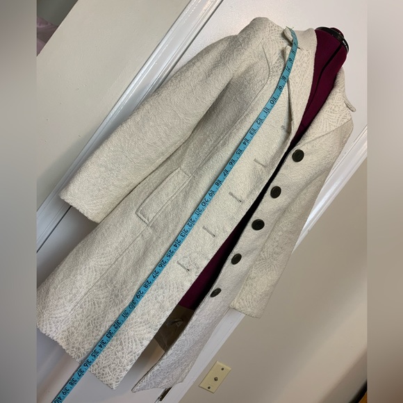 EUC Merona  Ivory  front buttons Coat - Picture 12 of 14